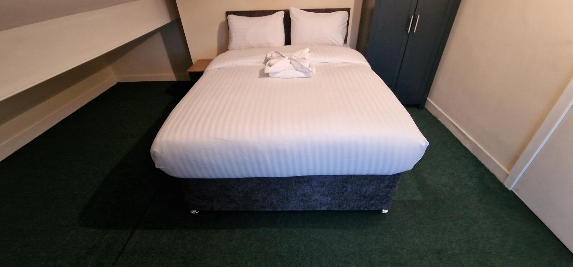 Self Check In Rooms Central Wakefield Εξωτερικό φωτογραφία